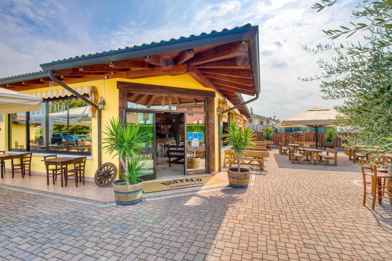 דירה קולה Appartamenti Villa Campo Rosso