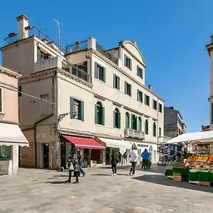 monolocale-la-mansarda.hotelslidodijesolo.com/