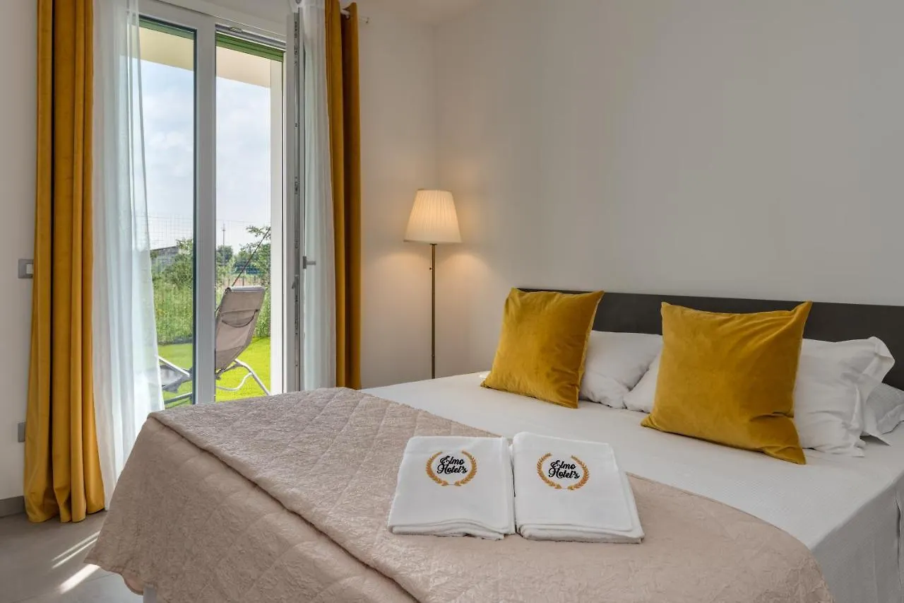 Apartment Appartamenti Villa Campo Rosso Colà Italien