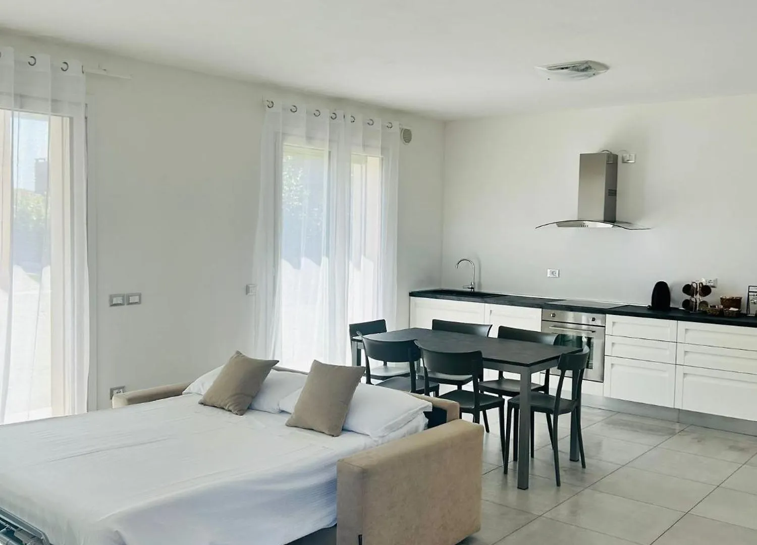 Appartamenti Villa Campo Rosso Colà 0*,