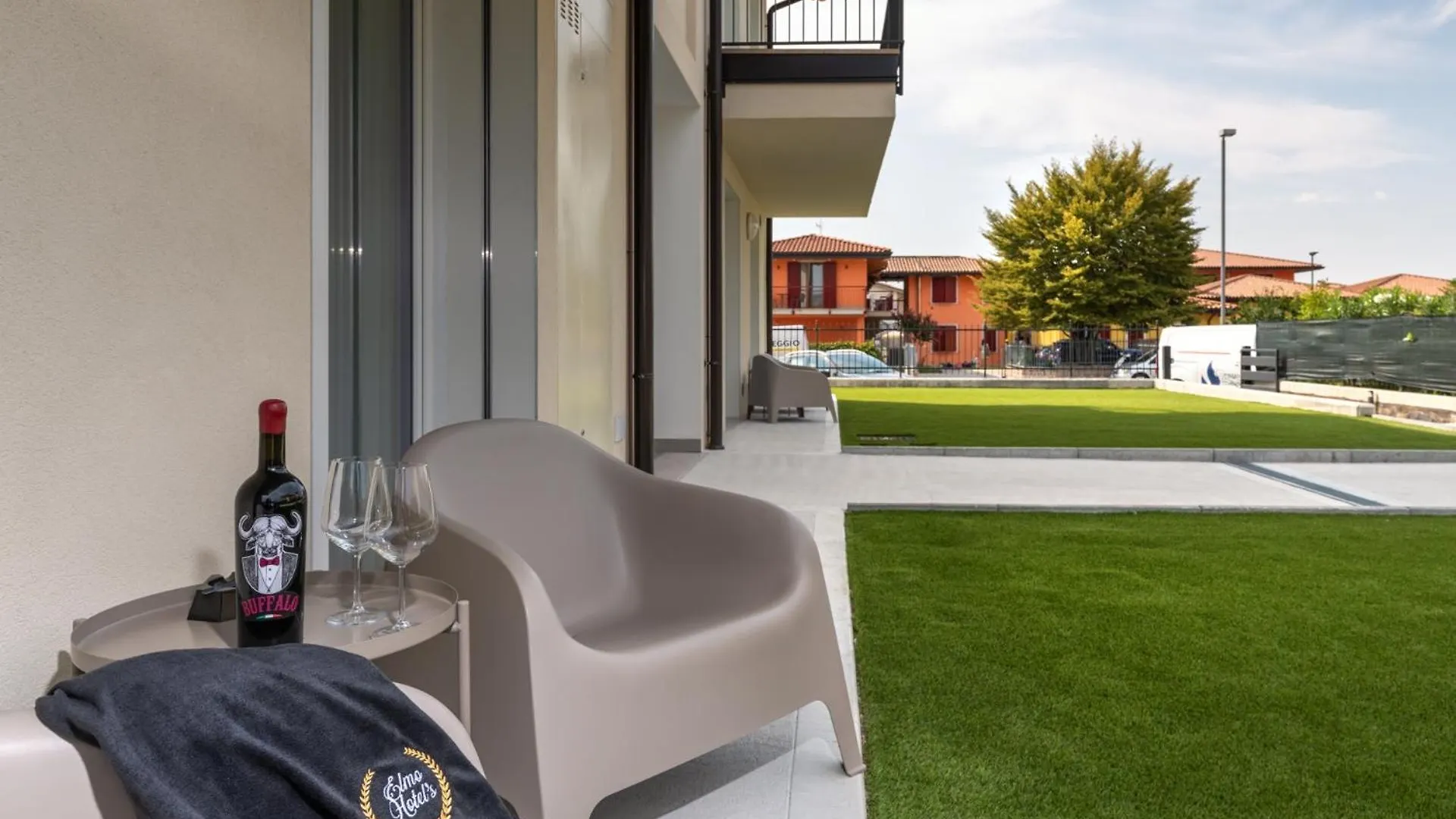 Appartamenti Villa Campo Rosso Colà 0*,  Italien