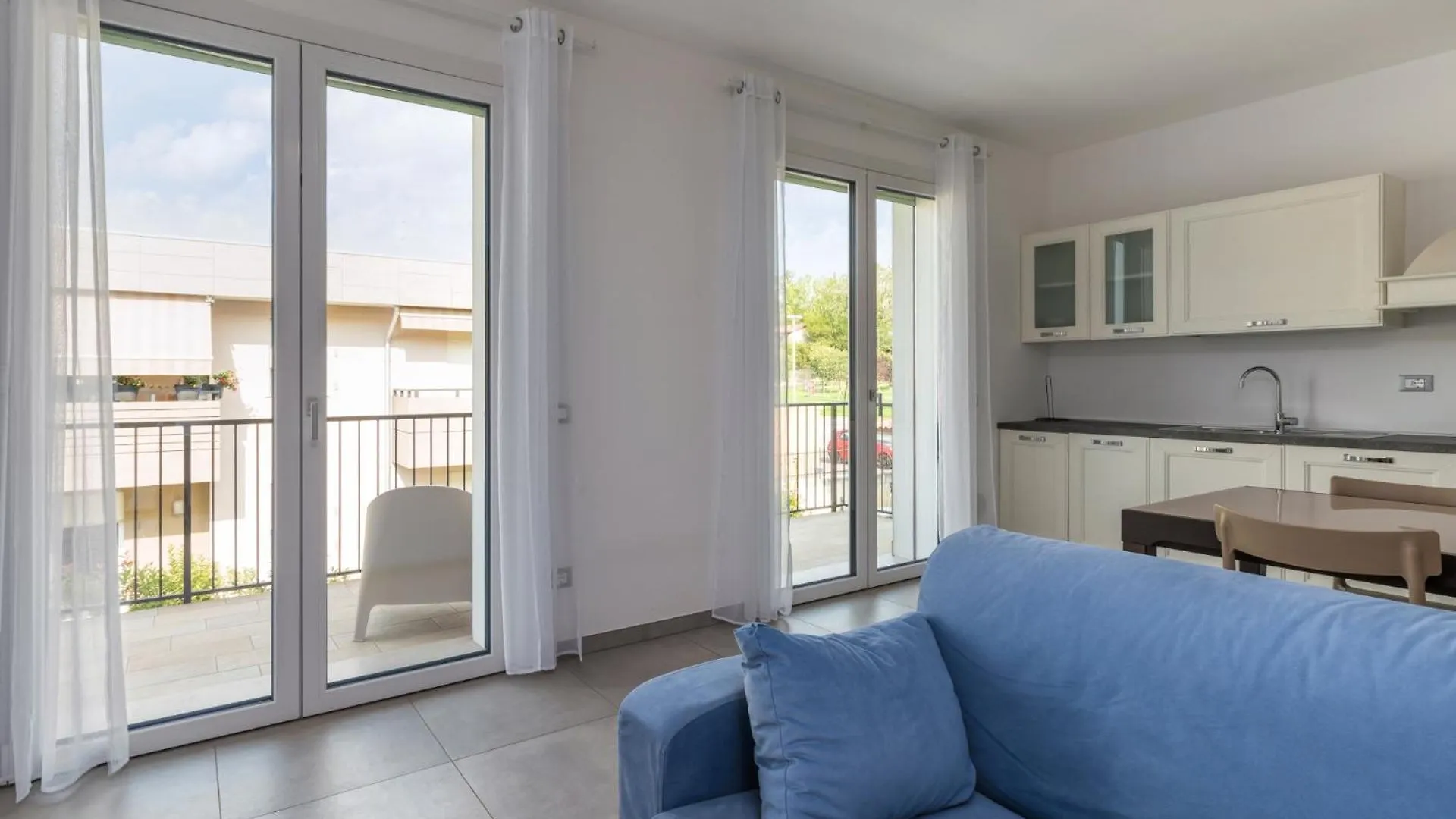 Apartment Appartamenti Villa Campo Rosso Colà Italien