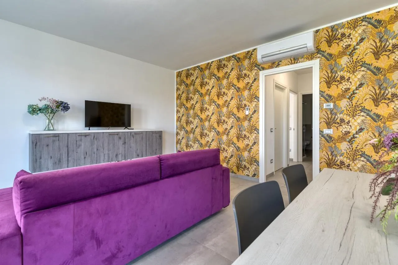 קולה Appartamenti Villa Campo Rosso 0*,  איטליה